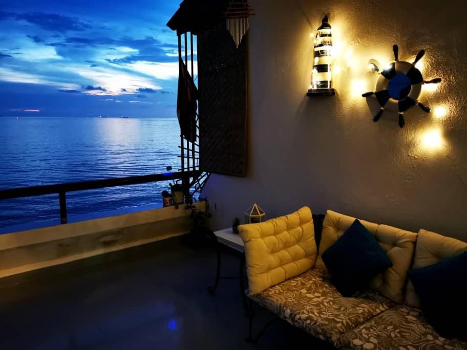 Seafront Sunsetspa Port Dickson Exterior photo